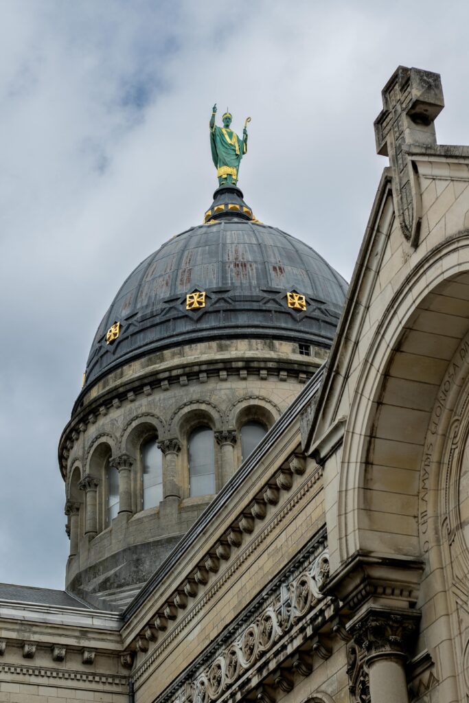 LIFE ABROAD Life Abroad
